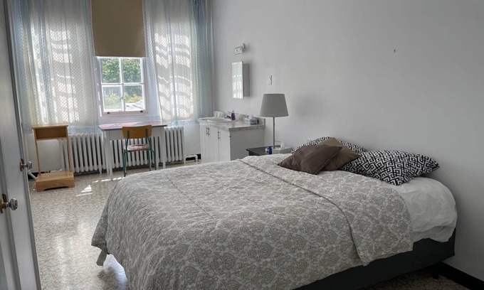 Sainte-Anne-des-Monts Hostal | The Couvent, 216 - chambre Queen