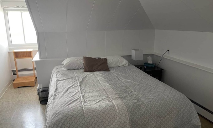 Sainte-Anne-des-Monts Hostal | The Couvent, 404 - chambre Queen