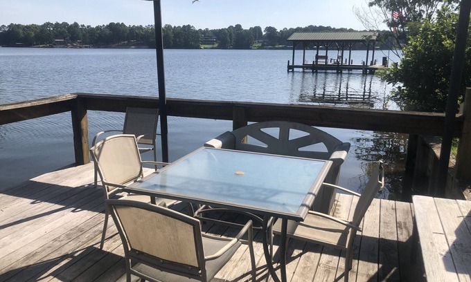 Waterloo Casa | The Cove on Hidden Lake, Lake Greenwood, SC