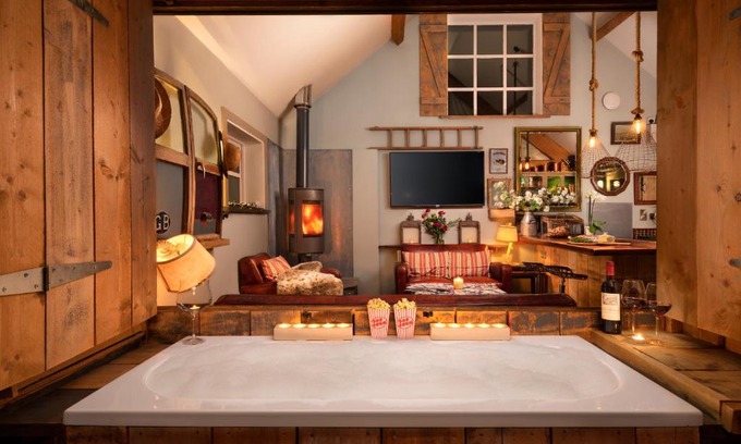Nantwich Casa | The Cowshed at Cheshire Boutique Barns