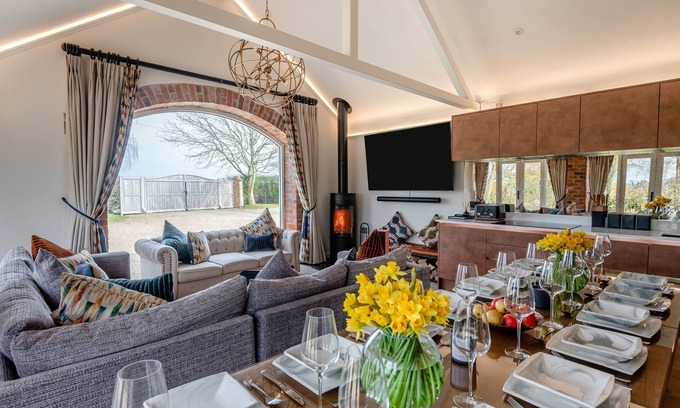 Welby Casa | The Cowshed - Haceby
