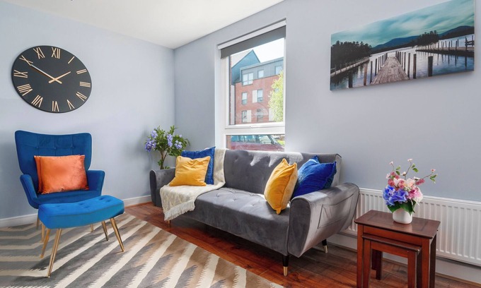 Muirhouse Apartamento | The Cozy Atmosphere Lodge located just 3.5 miles away from the city center