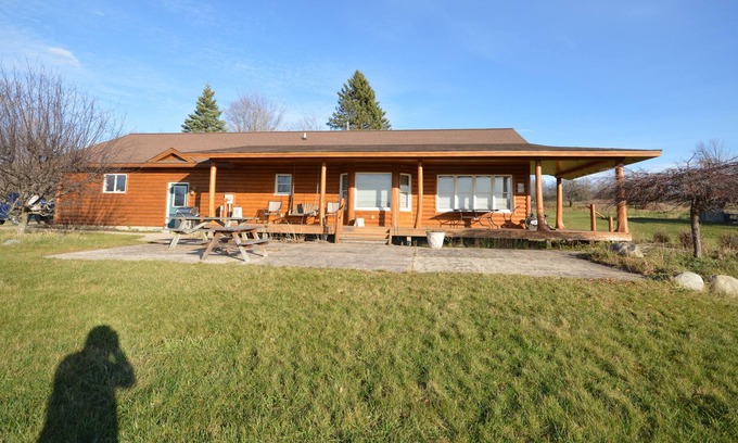 Boyne Falls Cabina | The Cozy Cabin