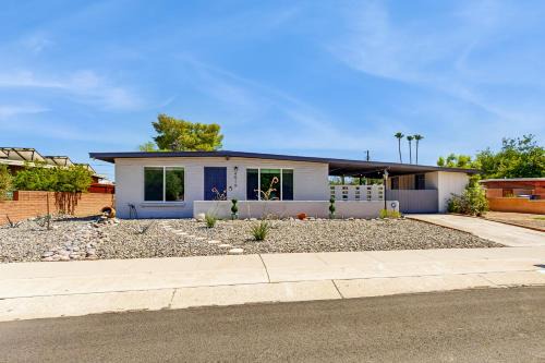 Tucson Casa | The Cozy Cactus Hideaway