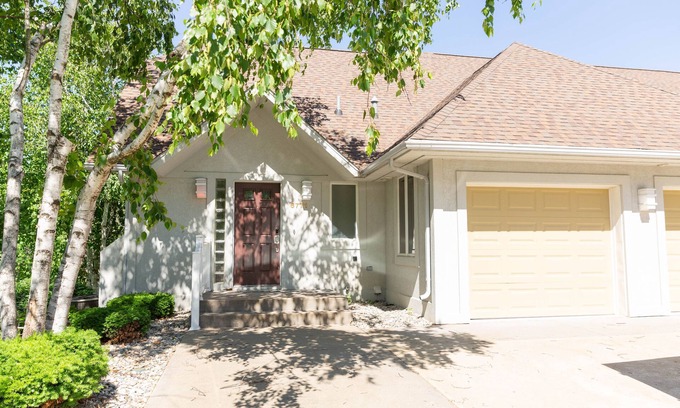 Caseville Condominio | The Cozy Canal Condo
