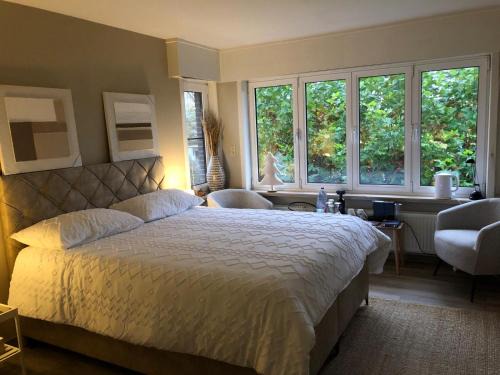 Eeklo Cama Y Desayuno | The Cozy Cottage