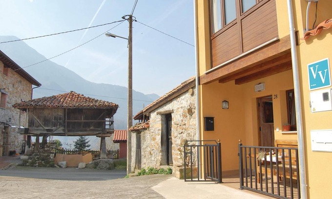 Santovena Casa | Alojamiento de 2 habitaciones en Cirieño