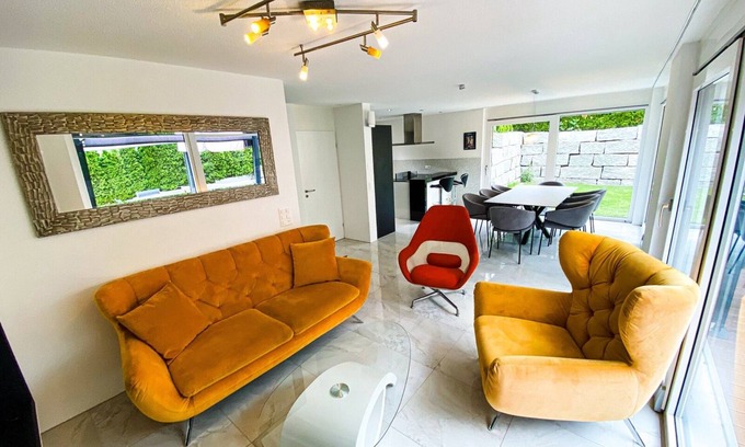 Dietikon District Casa | The cozy house - 15 min to Zurich main station; Free parking; Fitness; Kitchen