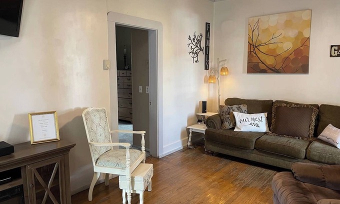 Burns Casa | The Cozy Nest Vacation