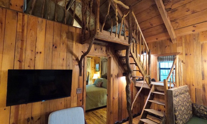 Reliance Cabina | The Crockett Cabin at Starr Mountain Retreat