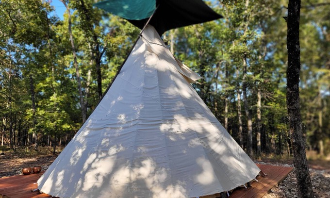 Cedarcreek Alquiler De RV | The Crow Tipi at Cedar Ridge Ranch & Trails