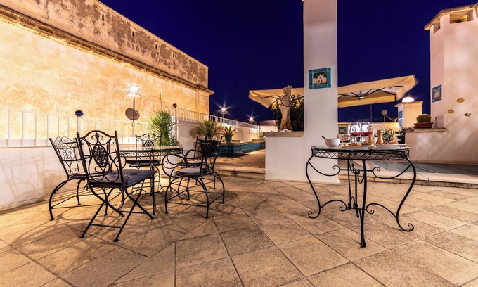 Gallipoli Historic Center Casa | The Crown Palace