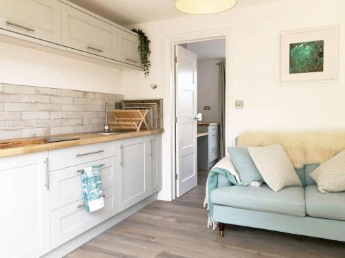 Truro Casa | The Cuckoo's Nest - A Romantic & Peaceful Hideaway
