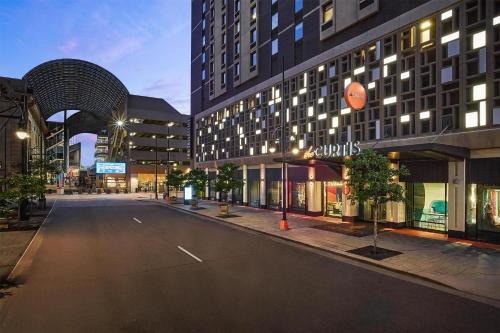 Downtown Denver Hotel | the Curtis Denver - A DoubleTree by Hilton Hotel
