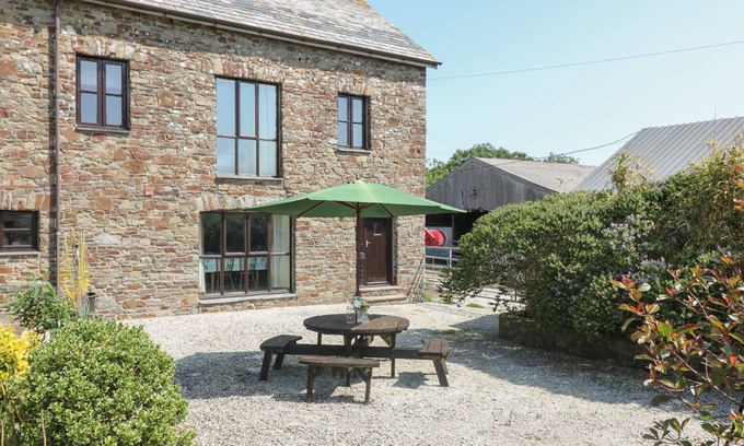 Bude Cabaña | THE DAIRY, family friendly, with a garden in Bude
