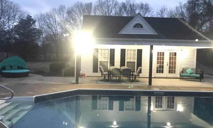 Dewy Rose Cabaña | The Dawg House on the Farm