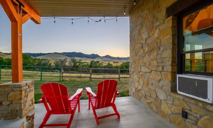 Saddlestring Casa | The Deer Shed