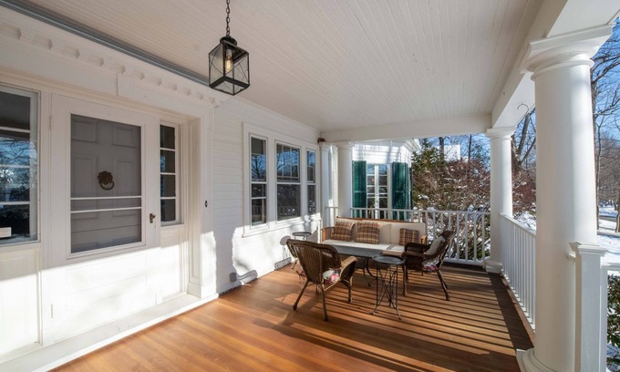 Lenox Casa | The Dewey