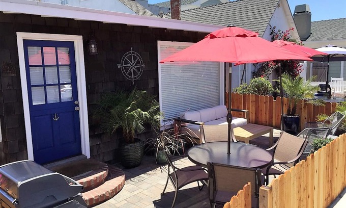 West Newport Casa | The Dock-Remodeled and Updated Beach Classic-Clean, Excelente ubicación, habitaciones A / C