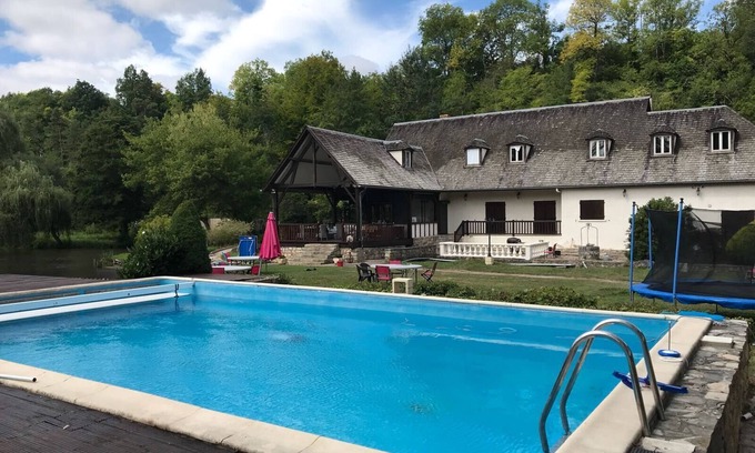 Villecerf Casa | El Domaine du Lac - Villecerf
