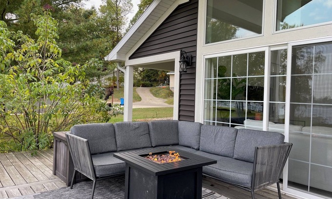 Vandalia Casa | The Donnell Lake Retreat with Private Dock