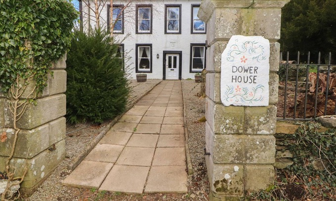 Bassenthwaite Cabaña | THE DOWER HOUSE, pet friendly, character holiday cottage in Keswick