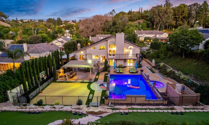 Laguna Hills Casa | The Dream Home｜Perfect Family Getaway in Laguna CA