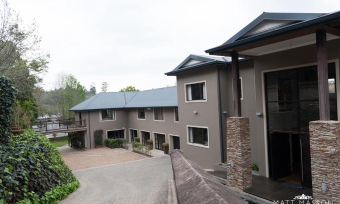 Waterfall Casa | The duBoirs Boutique Guest House