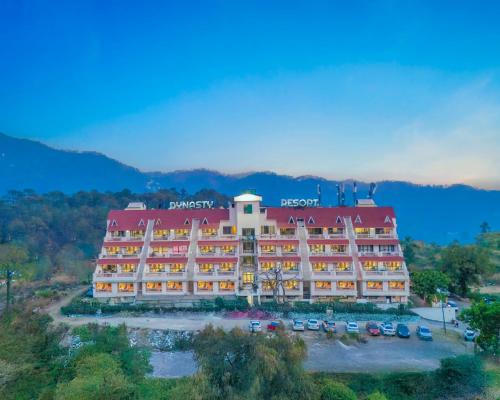 Naina Range Complejo | The Dynasty Resort