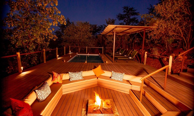 Victoria Falls Otro | The Elephant Camp