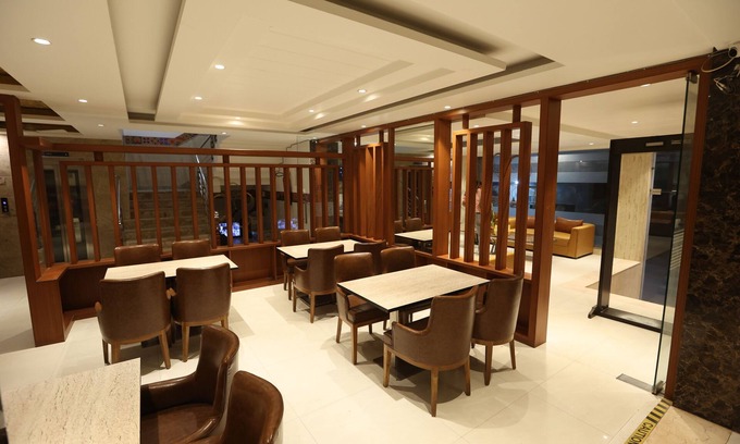 Mahipalpur Hotel | The Elevate Hotel
