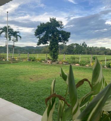 Manolo Fortich Complejo | The Eliana Farm Resort and Villas