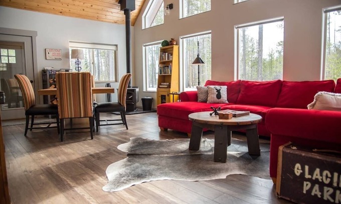 Coram Casa | The Elk Street Retreat