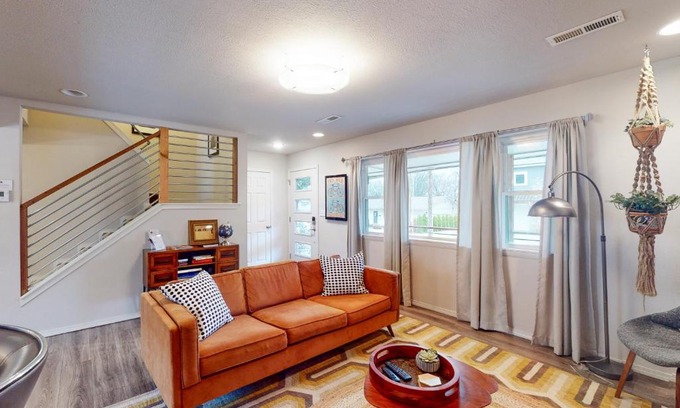 Downtown Casa | The Elton