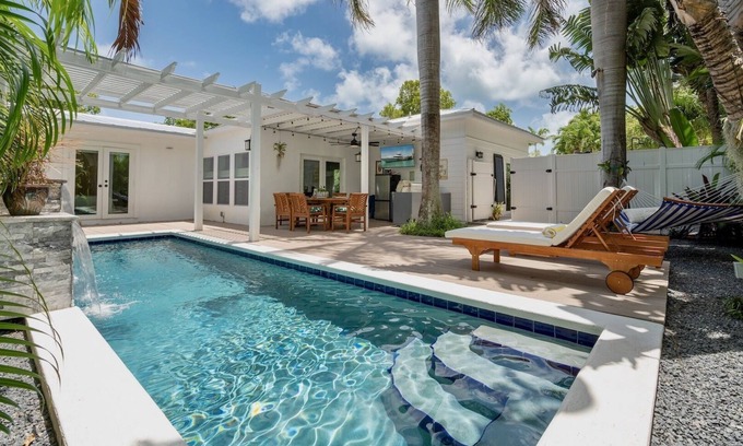 Midtown Casa | **THE ENCHANTED ROSE @ BEACHSIDE** Gorgeous Home & Pool + LAST KEY SERVICES…