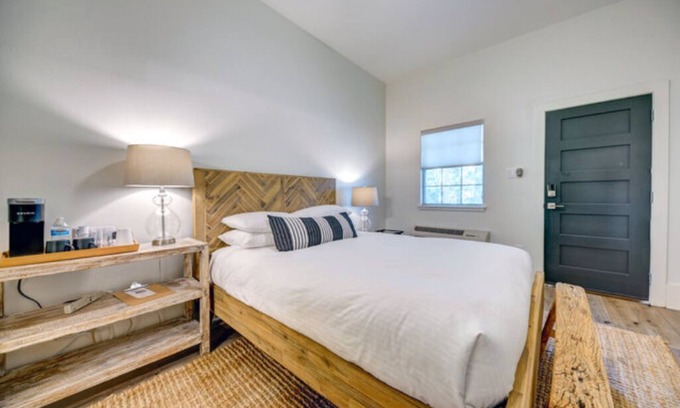 Warrenton Apartamento | The Exquisite Room One