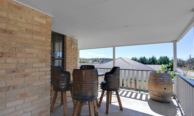 Calare Casa | The Fairway | Entertainer Opposite Wentworth Golf
