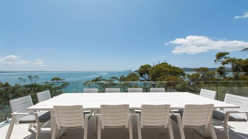 Salamander Bay Casa | The Family Entertainer - with sweeping water views