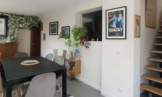 Saint-Cyr-sur-Loire Casa | The family parenthesis