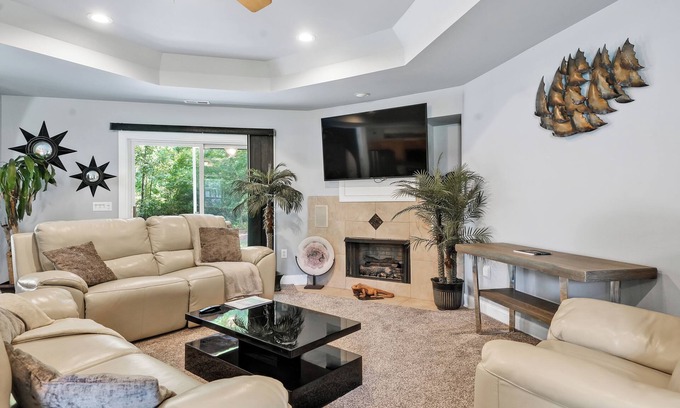 Myrtle Grove Apartamento | The Family Point, near Carolina Beach, Big yard & parking