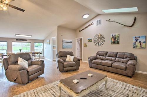 Fruitvale Casa | The Farmhouse at Grand Valley Getaway with Alpacas!