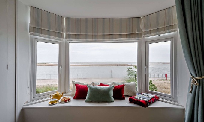 Felixstowe Casa | The Ferry Cottage - Tres Habitaciones Casa, Capacidad 6