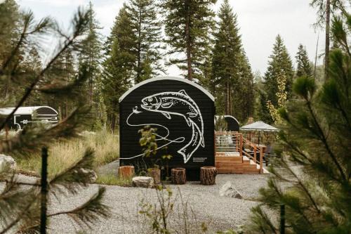 Lakeside Casa | The Fish Haus A Montana Tiny Cabin Forest Retreat