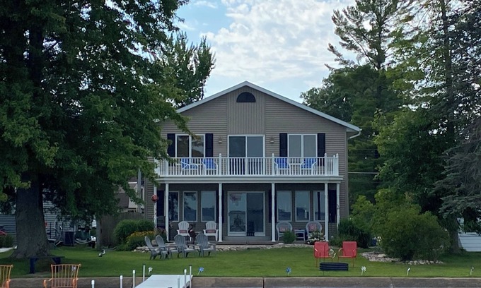 Shawano Casa | “The Fishing Shack” a Shawano Lake Retreat!