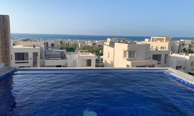 Al Alamayn Apartamento | The Flamingo - Sea view penthouse with plunge pool