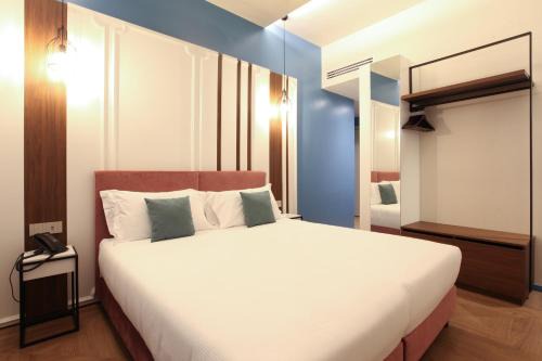 Carrobbio Hotel | The FLOOR