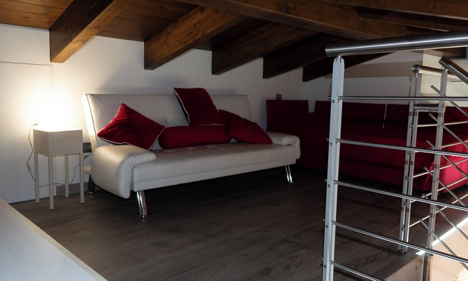 Marsciano Casa | The Flower of Thorn a cozy and modern house with all the comforts.