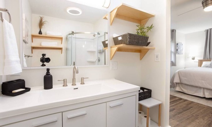 Ontario Casa | The Fresh on 4th, a beautifully remodeled home in Ontario Ohio.
