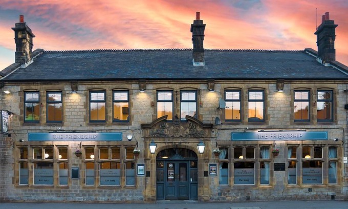 Stocksbridge Hotel | The Friendship Hotel