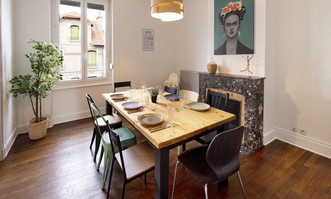 Montlucon Apartamento | The fully equipped Family Duplex
